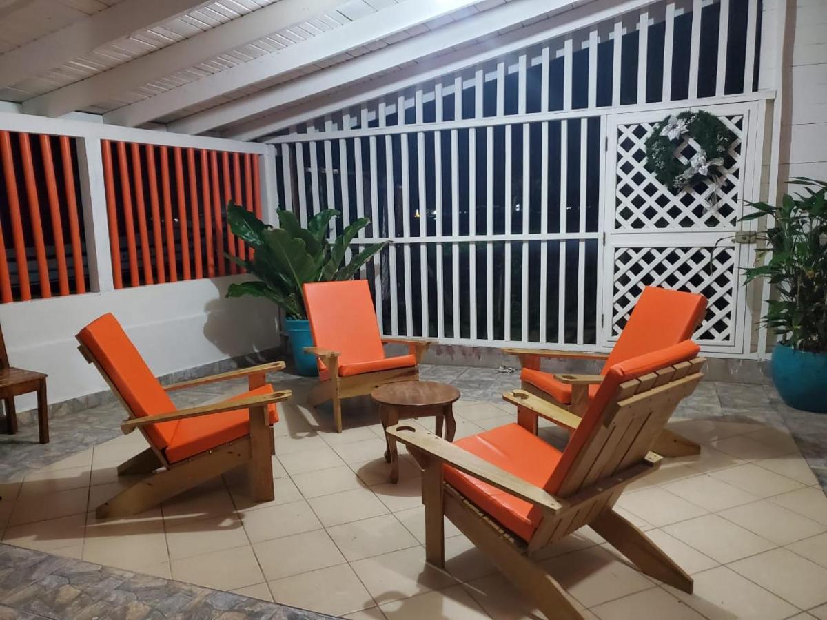 Sunset Bay B&B Brig Bay 외부 사진