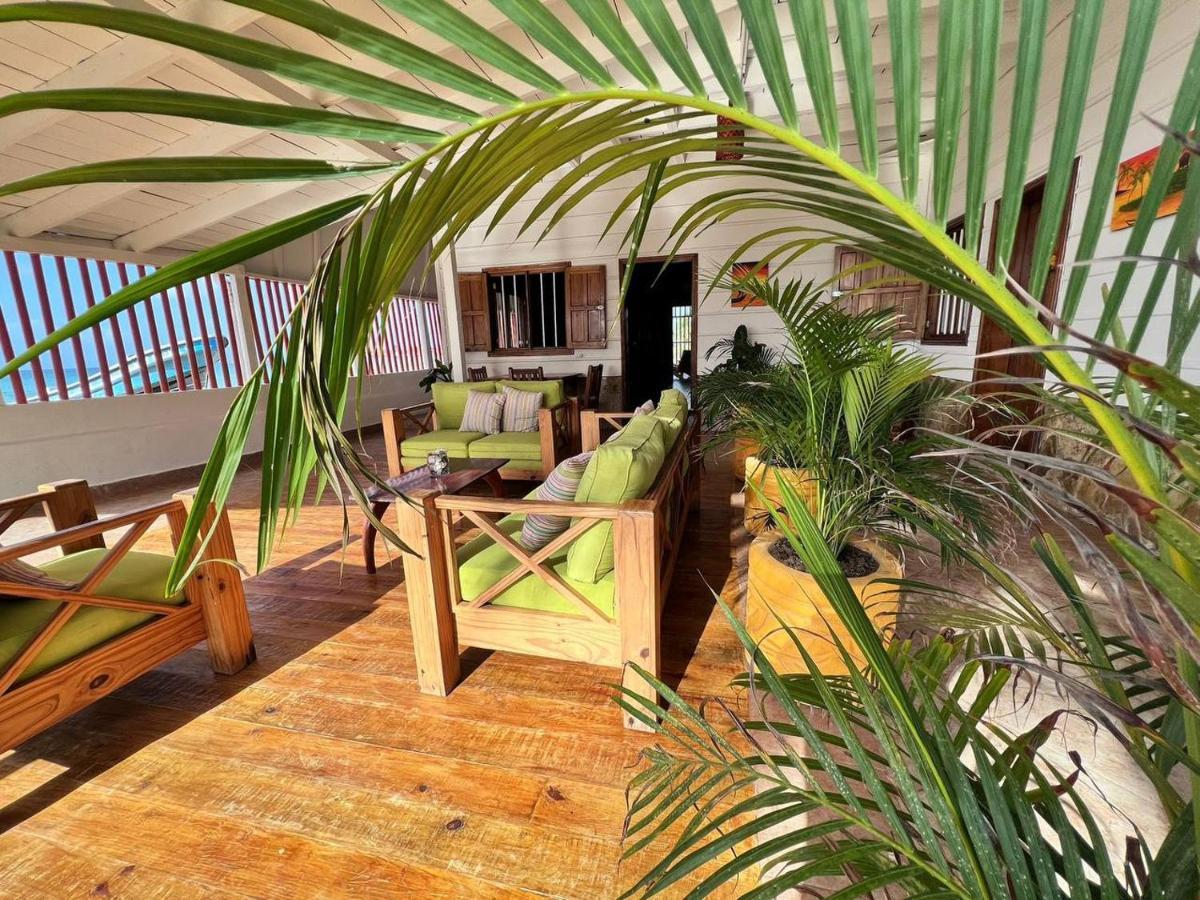 Sunset Bay B&B Brig Bay 외부 사진