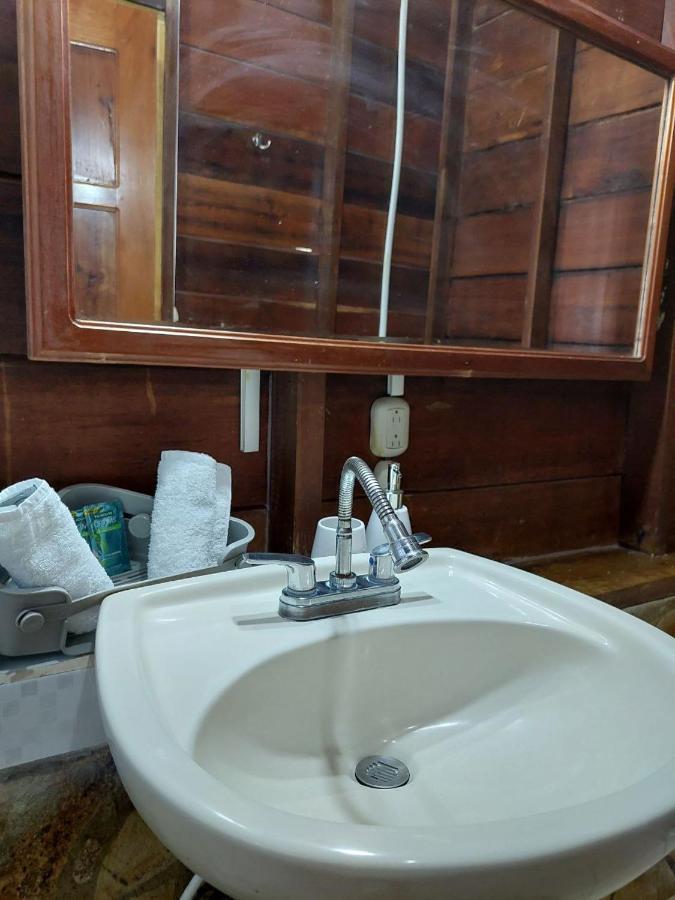 Sunset Bay B&B Brig Bay 외부 사진