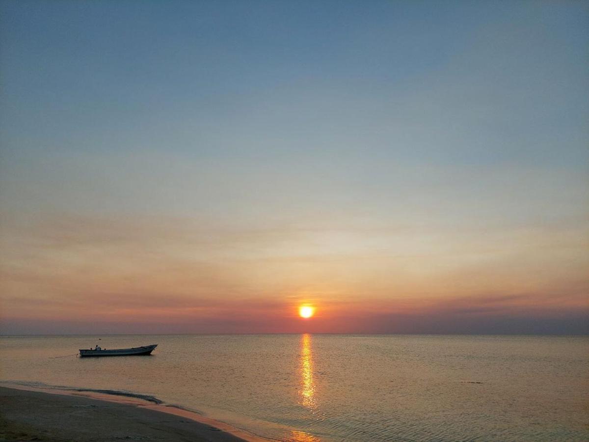 Sunset Bay B&B Brig Bay 외부 사진