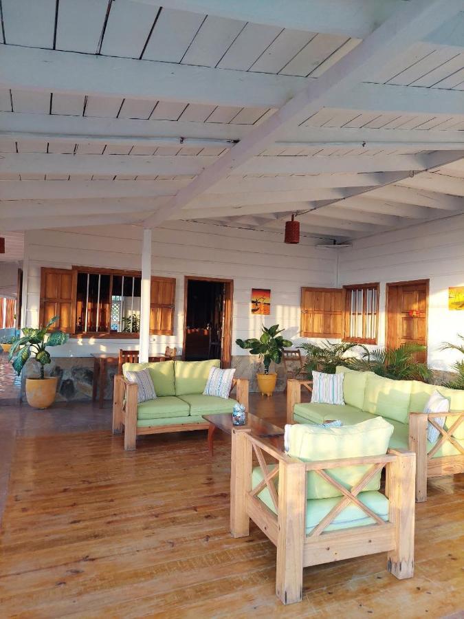 Sunset Bay B&B Brig Bay 외부 사진